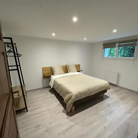 Maison Renovee Sur לארונס