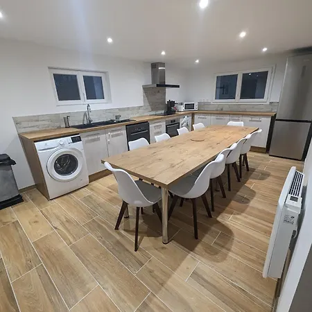 Maison Renovee Sur לארונס